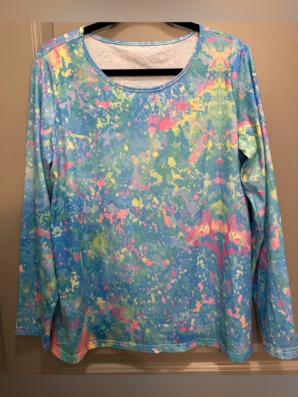 Paint Splatter Size L Long Sleeve Tee EUC